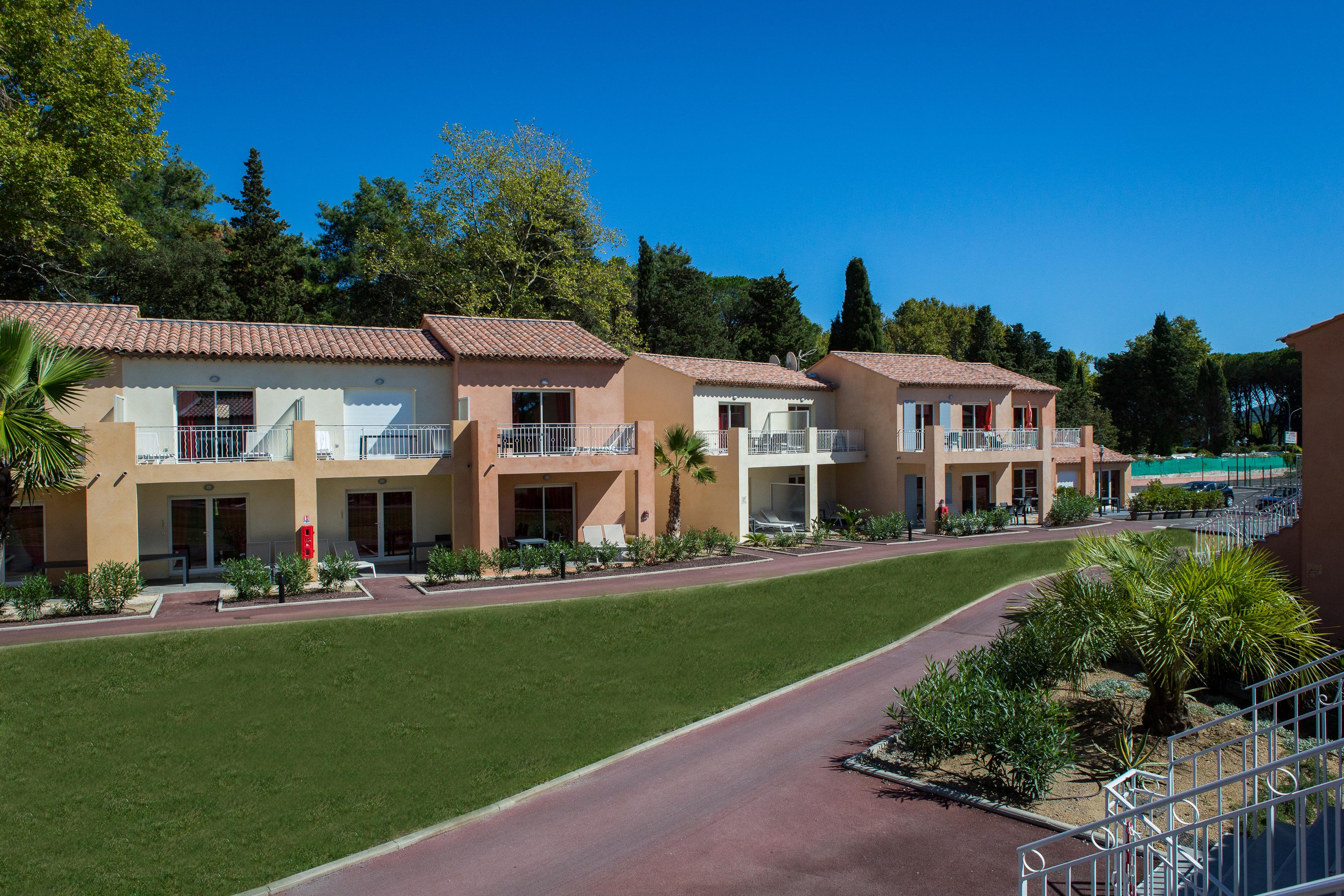Sowell Residences Les Perles Du Golfe De Saint-Tropez Grimaud Exterior photo